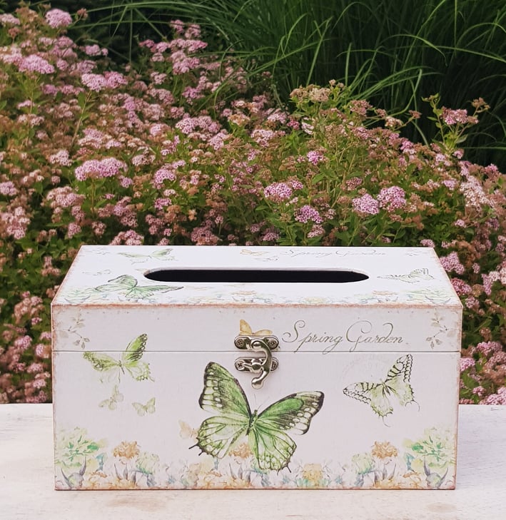 Box na kapesníky -Motýlci